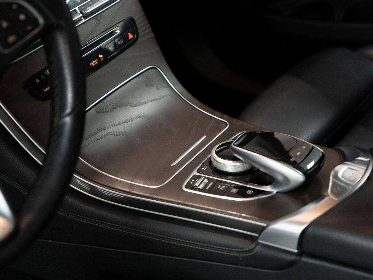 Mercedes-Benz GLC с пробегом — 2018 год. Фото: #13