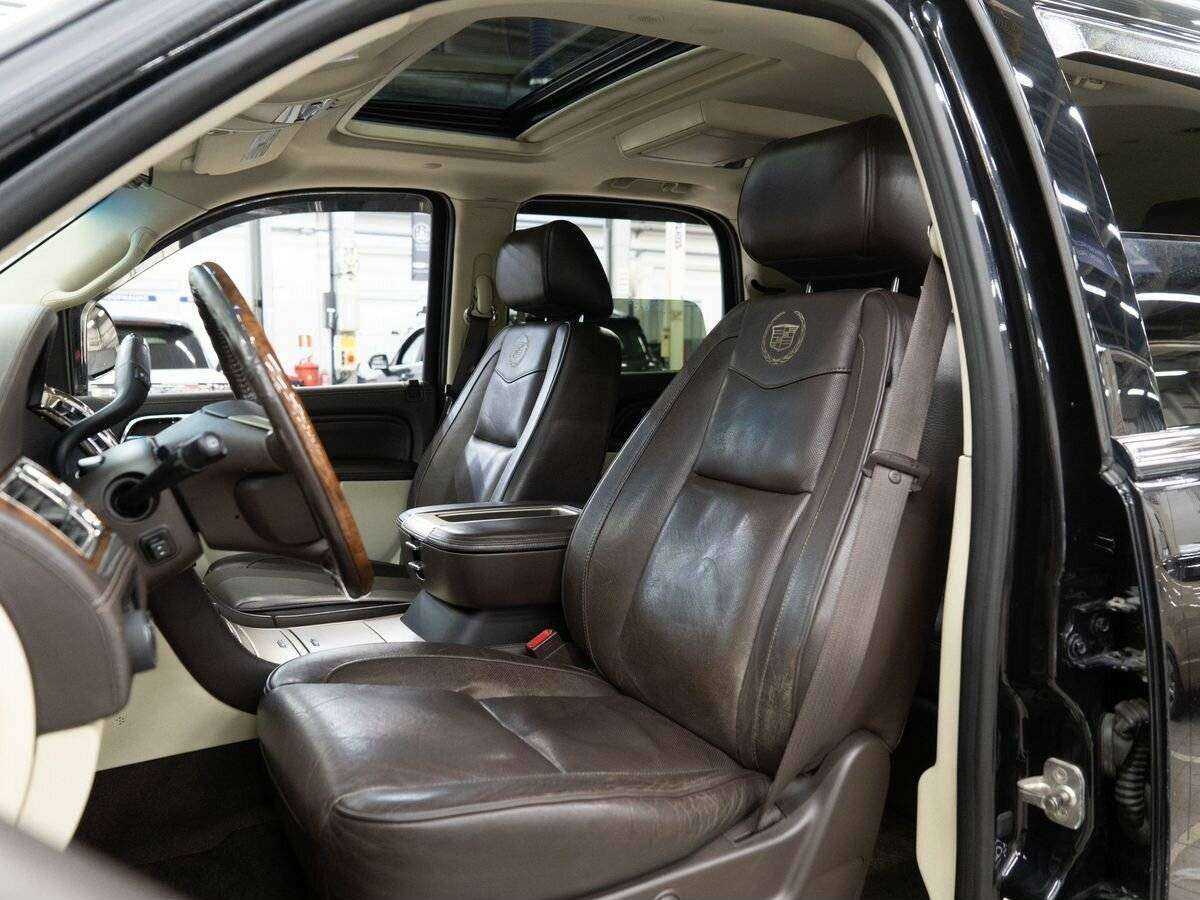 Cadillac Escalade с пробегом — 2011 год. Фото: #5