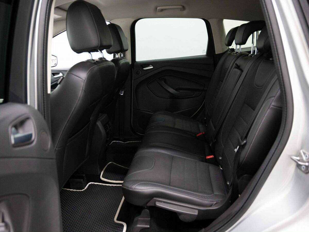 Ford Kuga с пробегом — 2014 год. Фото: #8