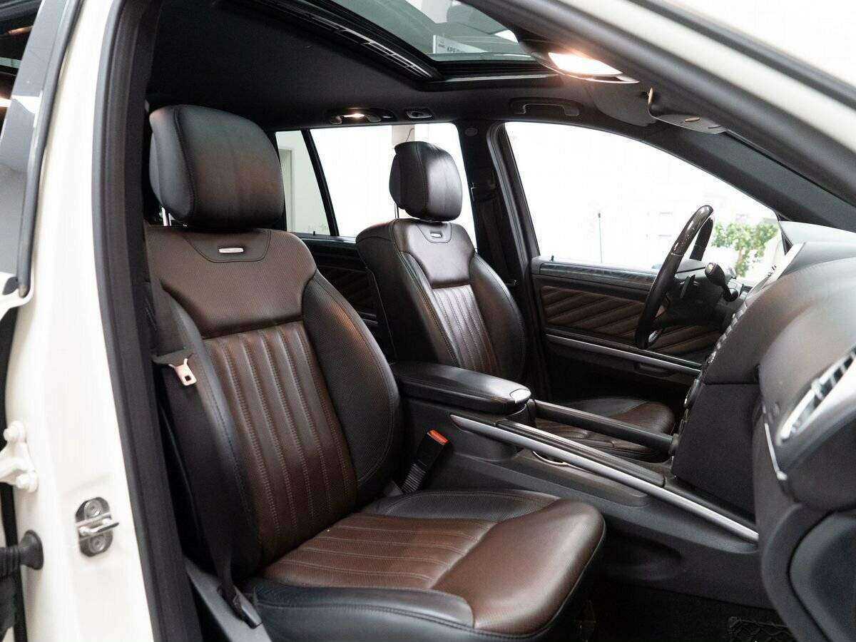 Mercedes-Benz GL-Класс с пробегом — 2012 год. Фото: #9