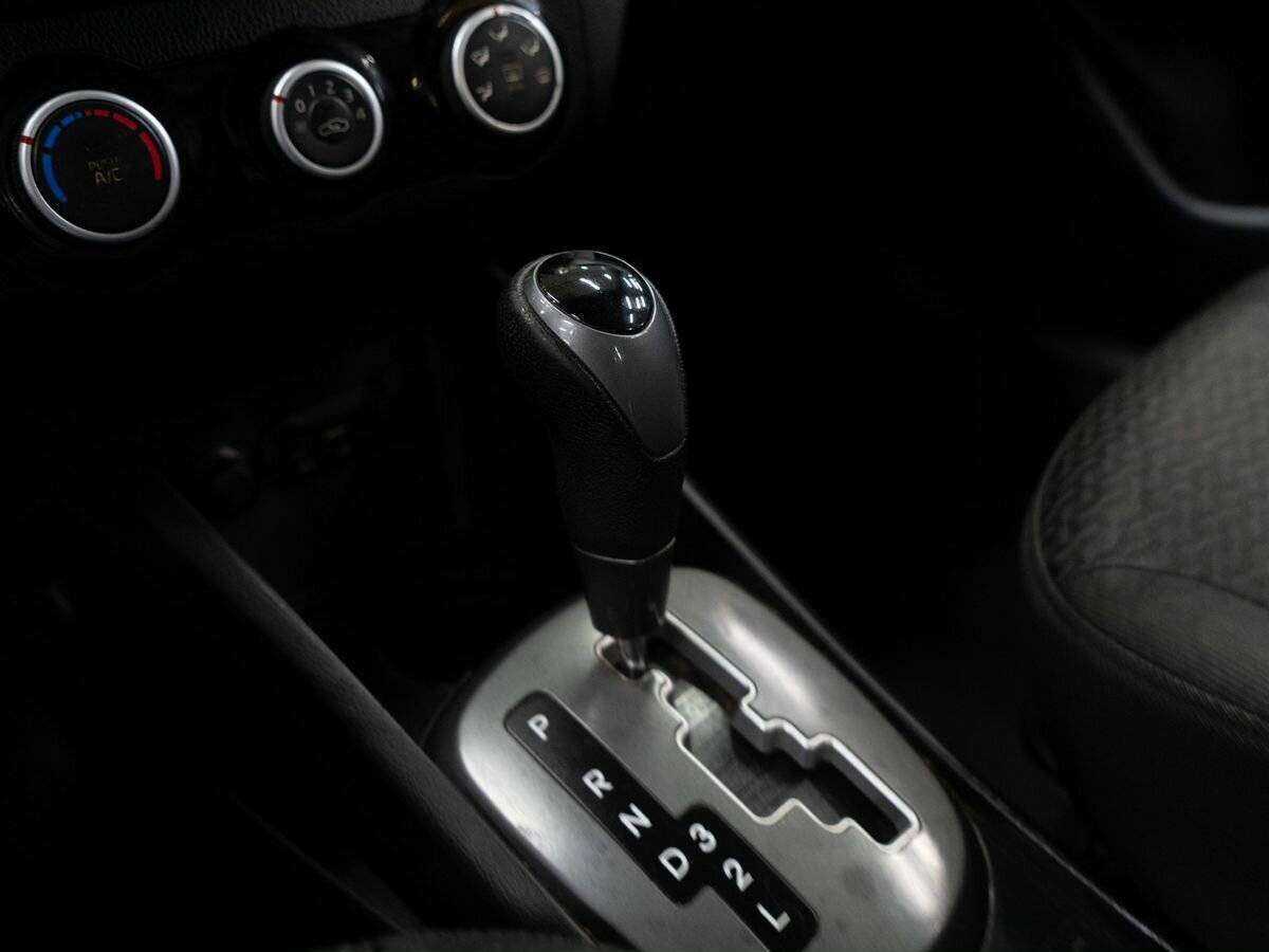 Kia Rio с пробегом — 2016 год. Фото: #12