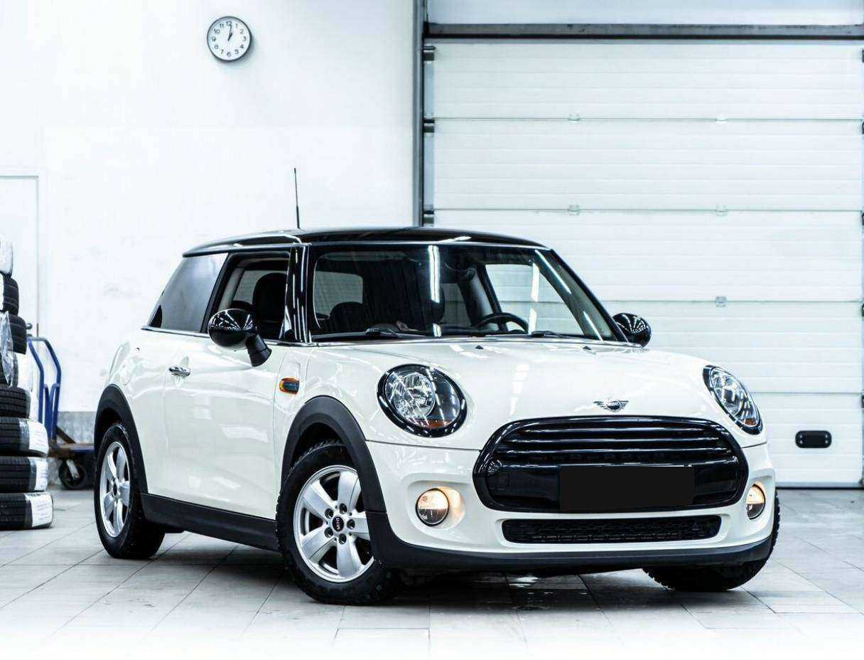 Mini Hatch с пробегом — 2018 год. Фото: #1