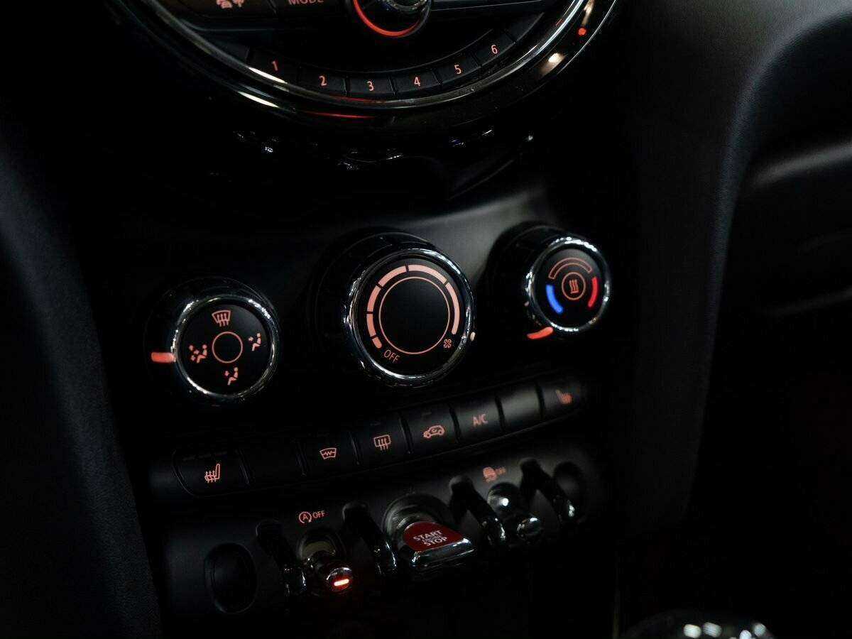 Mini Hatch с пробегом — 2018 год. Фото: #9