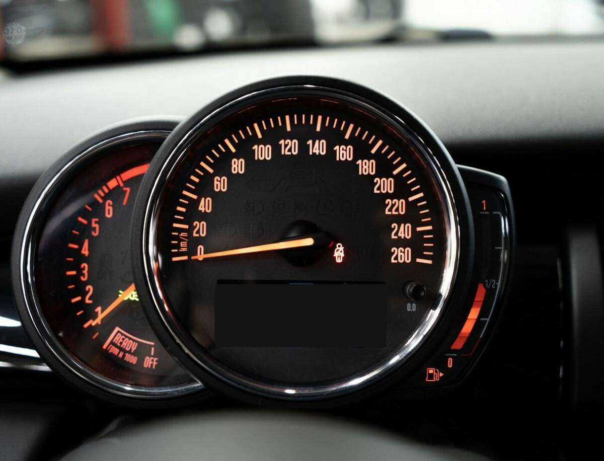 Mini Hatch с пробегом — 2018 год. Фото: #10