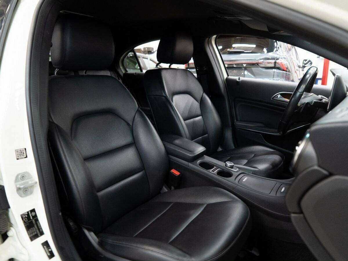 Mercedes-Benz A-Класс с пробегом — 2013 год. Фото: #8