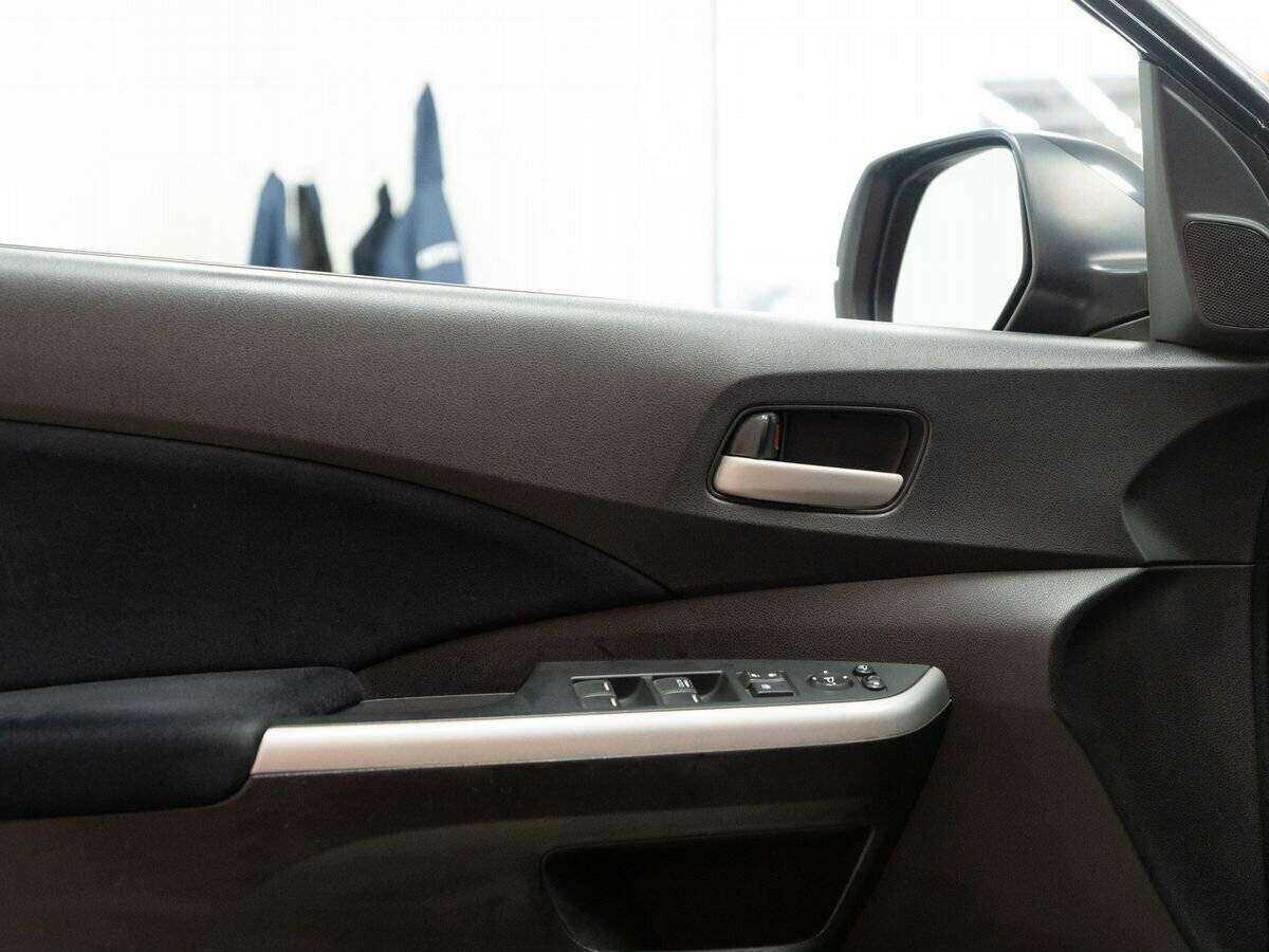 Honda CR-V с пробегом — 2013 год. Фото: #16
