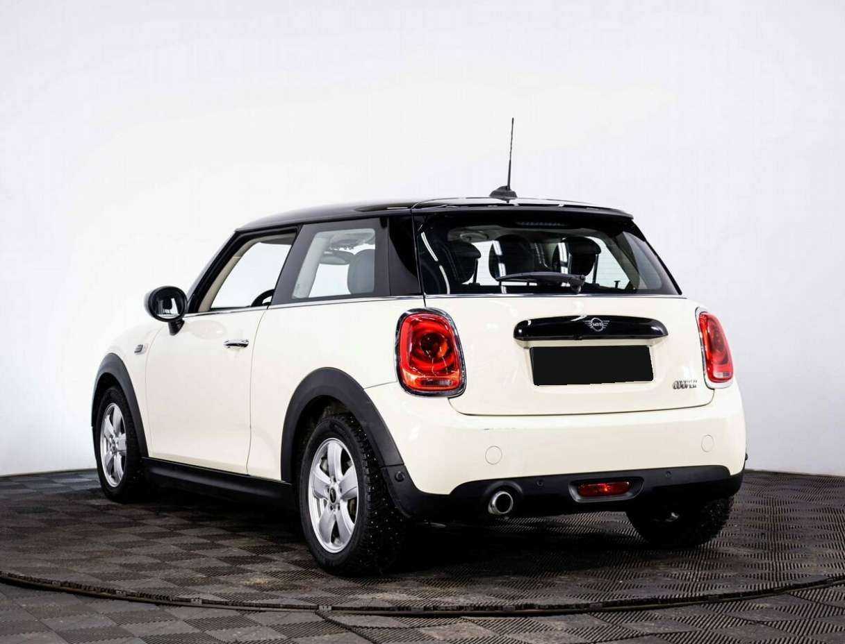 Mini Hatch с пробегом — 2019 год. Фото: #3