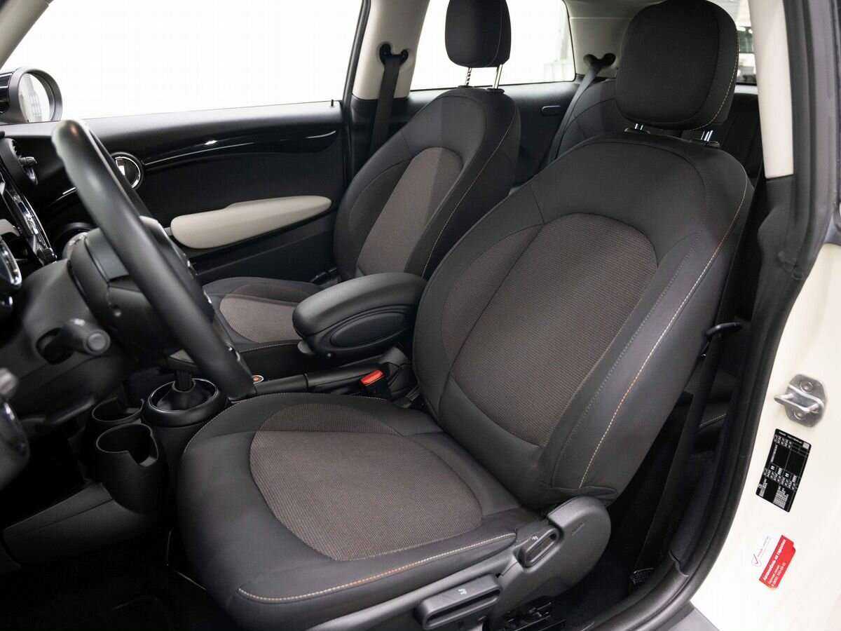 Mini Hatch с пробегом — 2019 год. Фото: #7