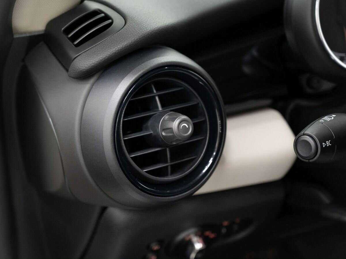 Mini Hatch с пробегом — 2019 год. Фото: #22