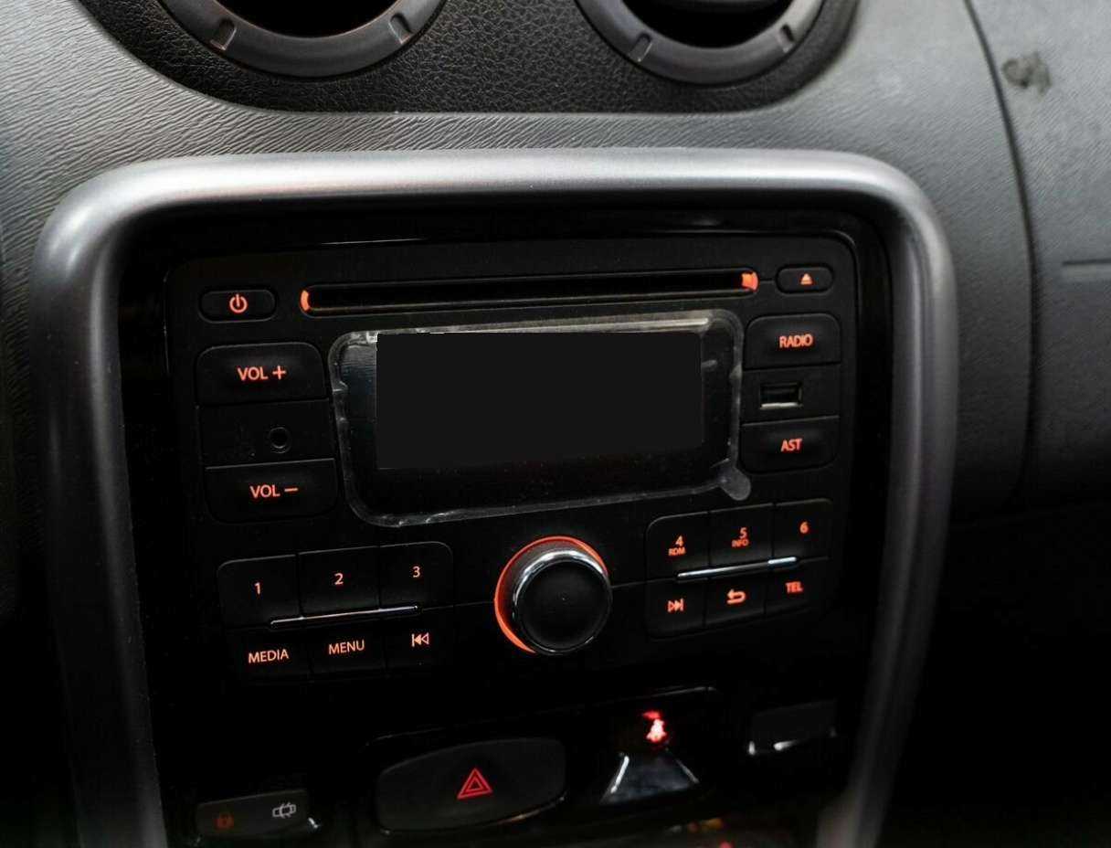 Renault Duster с пробегом — 2013 год. Фото: #9