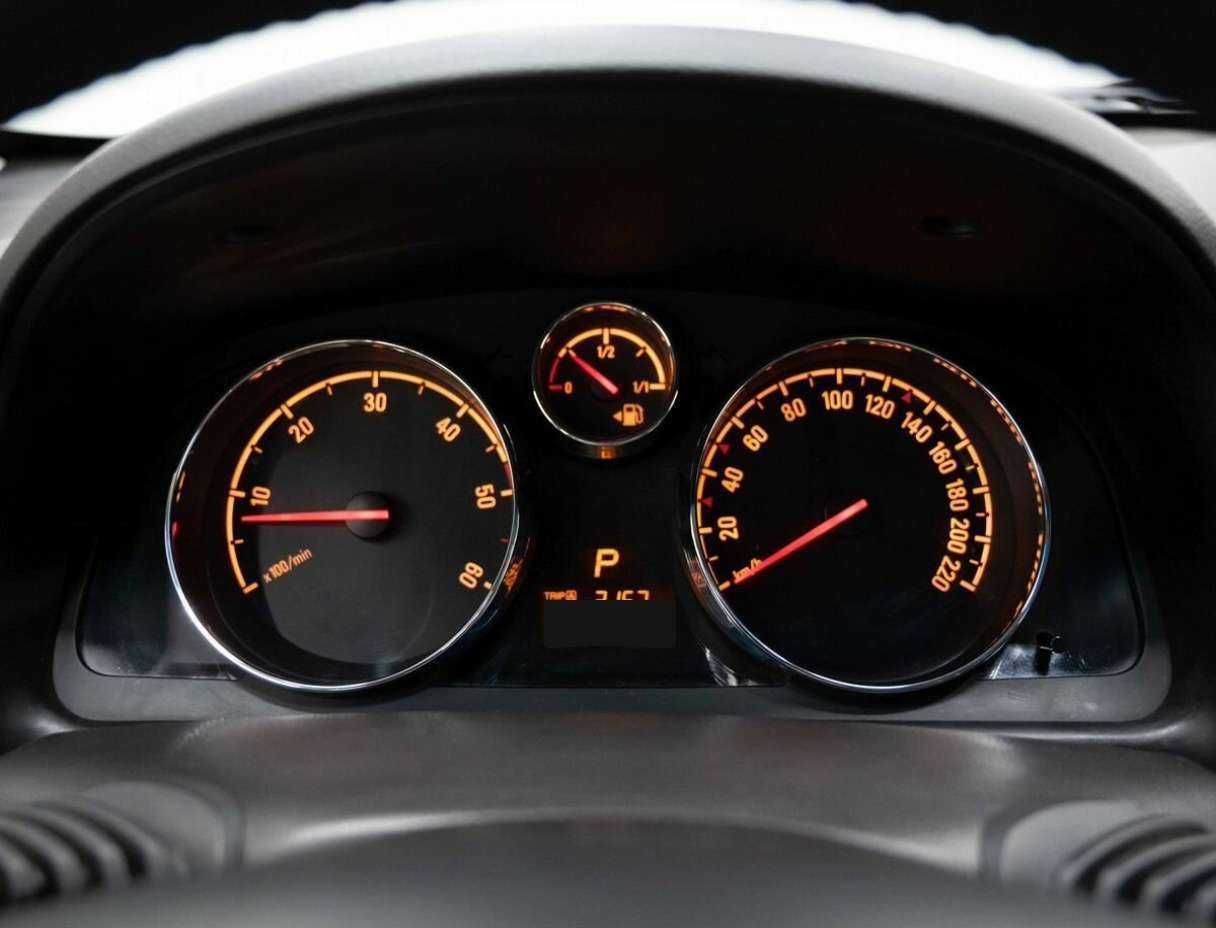 Opel Antara с пробегом — 2013 год. Фото: #16