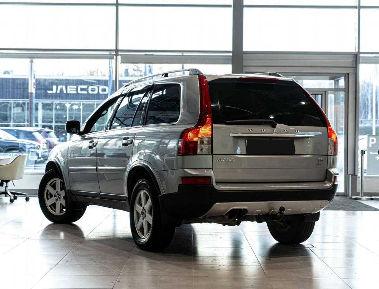 Volvo XC90 с пробегом — 2010 год. Фото: #3