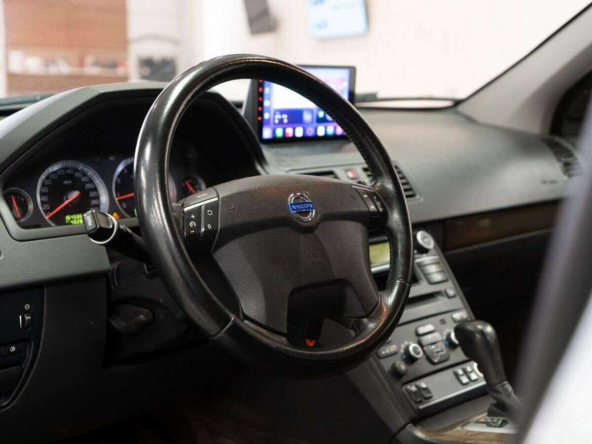 Volvo XC90 с пробегом — 2010 год. Фото: #4