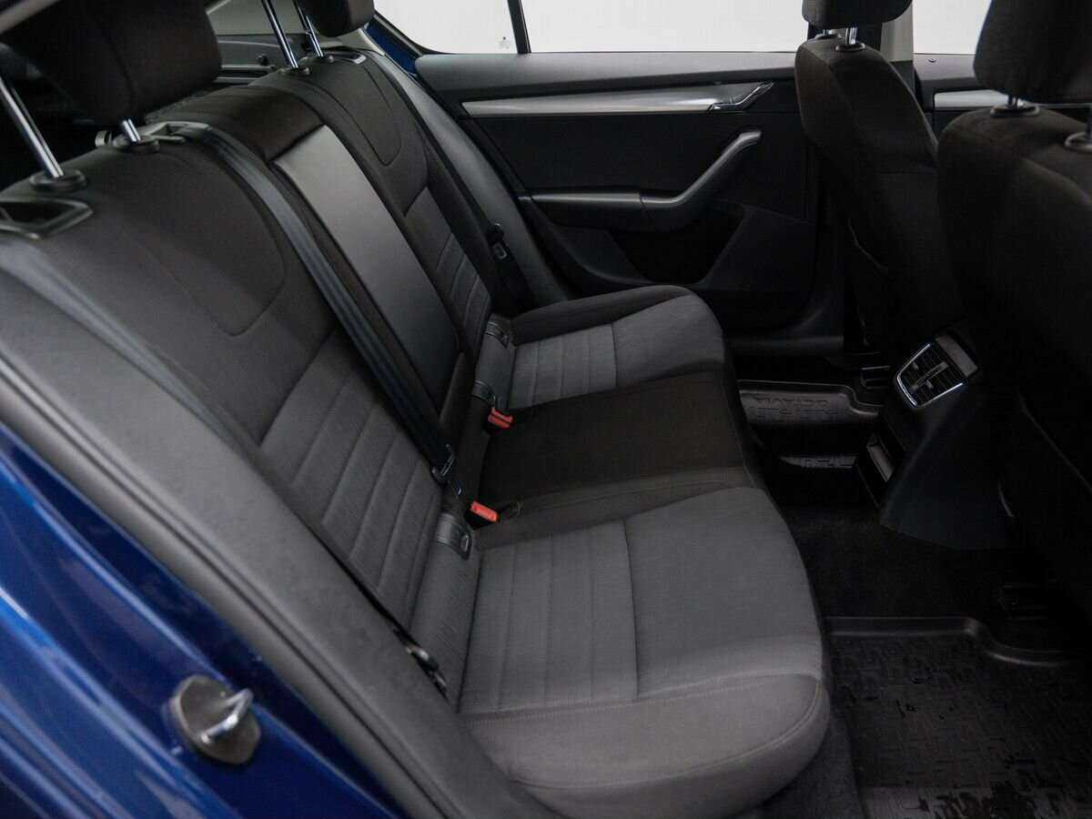 Skoda Octavia с пробегом — 2015 год. Фото: #8