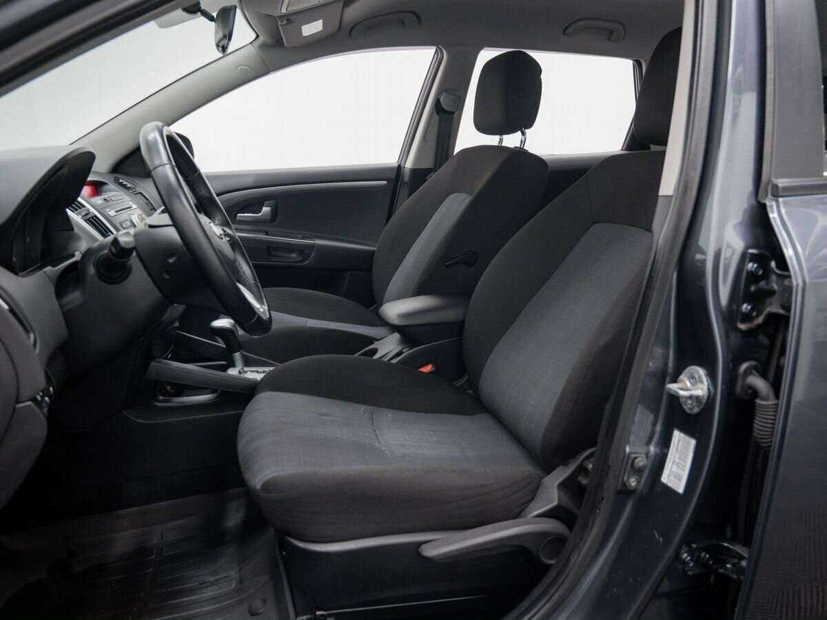 Kia Ceed с пробегом — 2010 год. Фото: #13