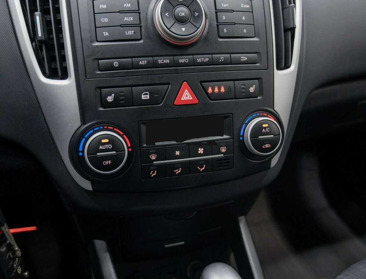 Kia Ceed с пробегом — 2010 год. Фото: #20