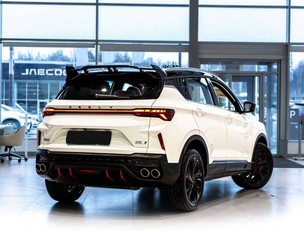 Geely Coolray с пробегом — 2024 год. Фото: #2