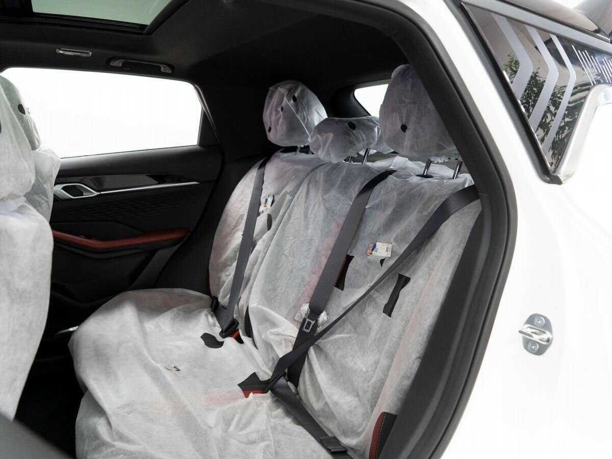 Geely Coolray с пробегом — 2024 год. Фото: #6