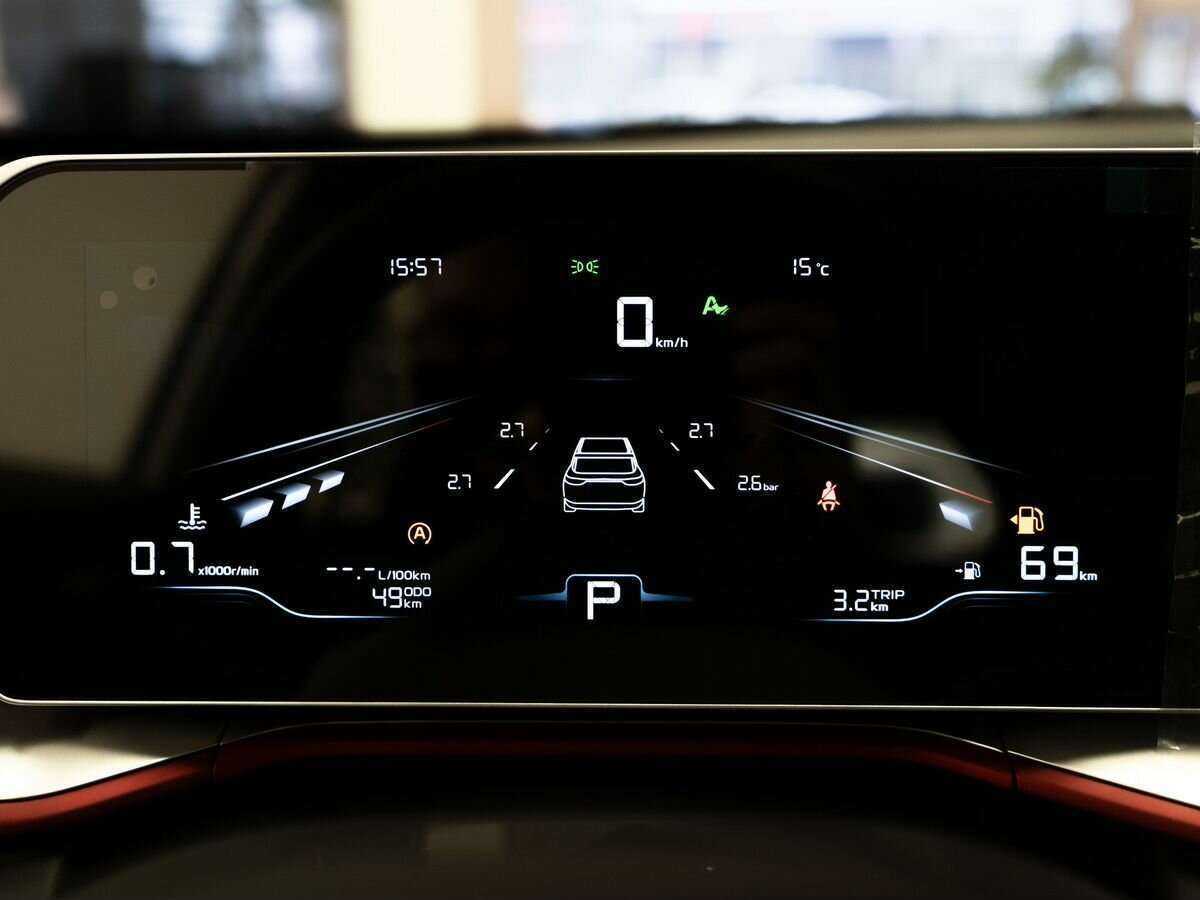 Geely Coolray с пробегом — 2024 год. Фото: #10