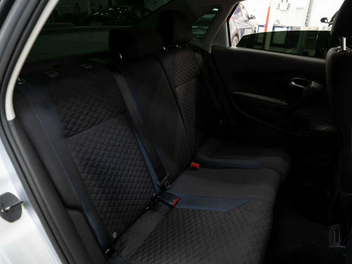 Volkswagen Polo с пробегом — 2019 год. Фото: #7