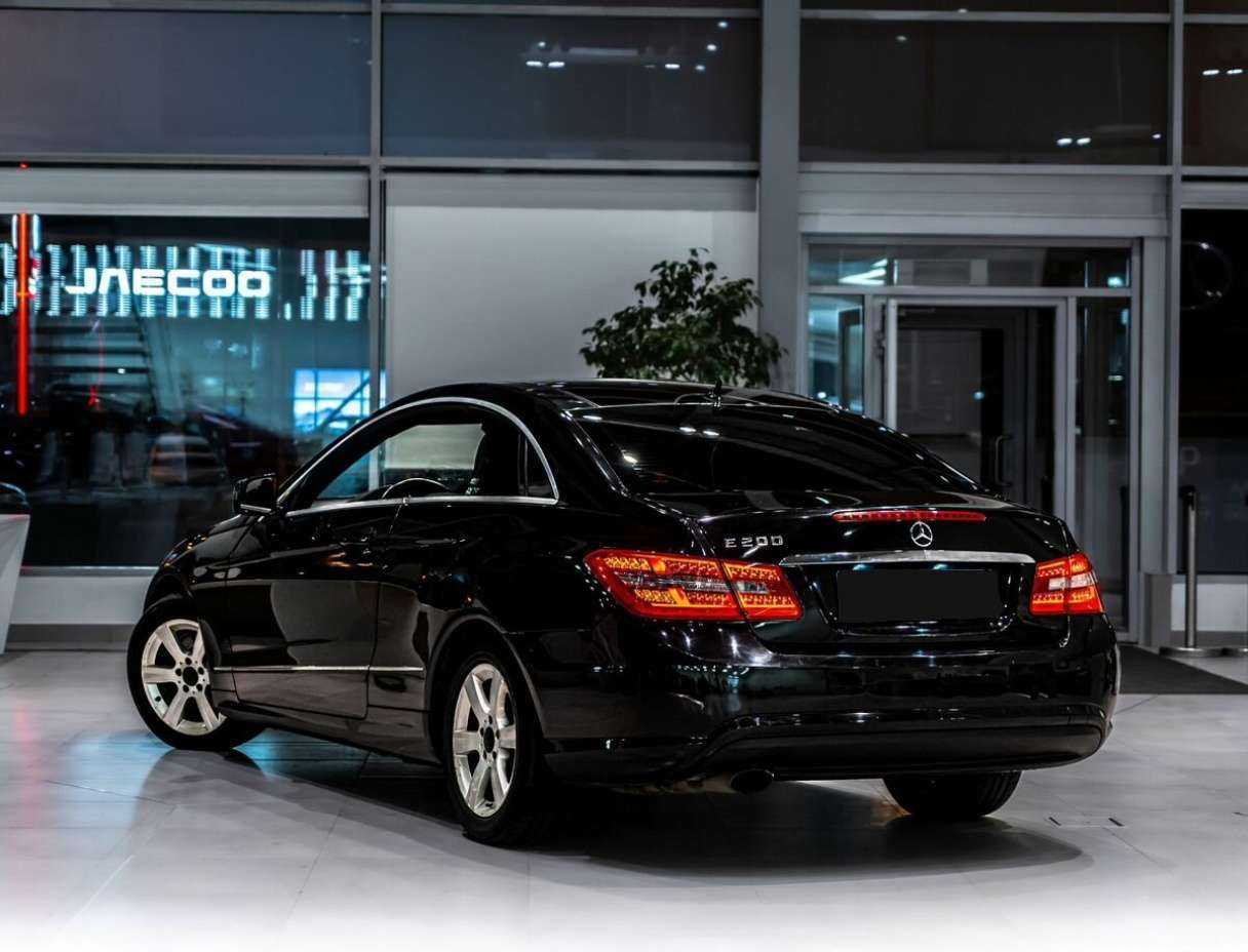 Mercedes-Benz E-Класс с пробегом — 2012 год. Фото: #3