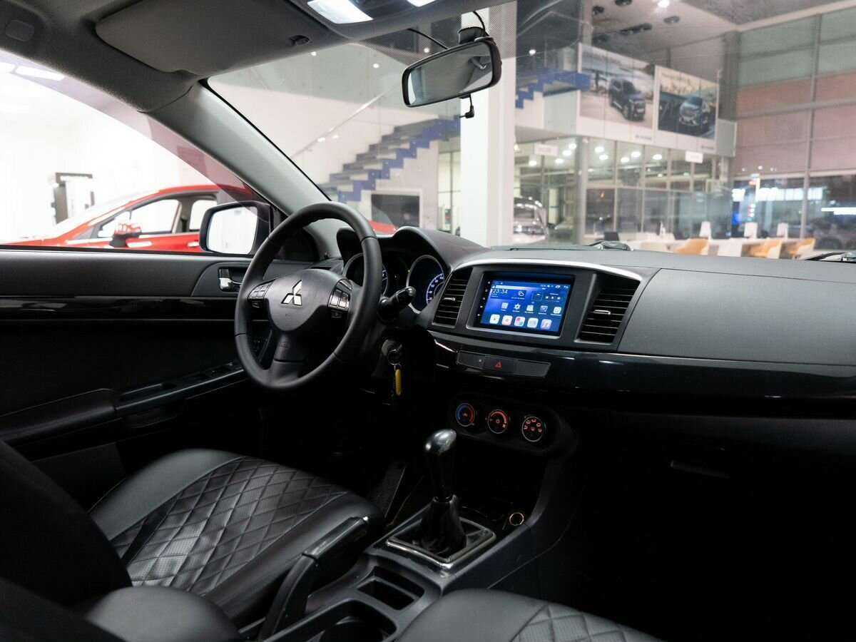 Mitsubishi Lancer с пробегом — 2011 год. Фото: #14