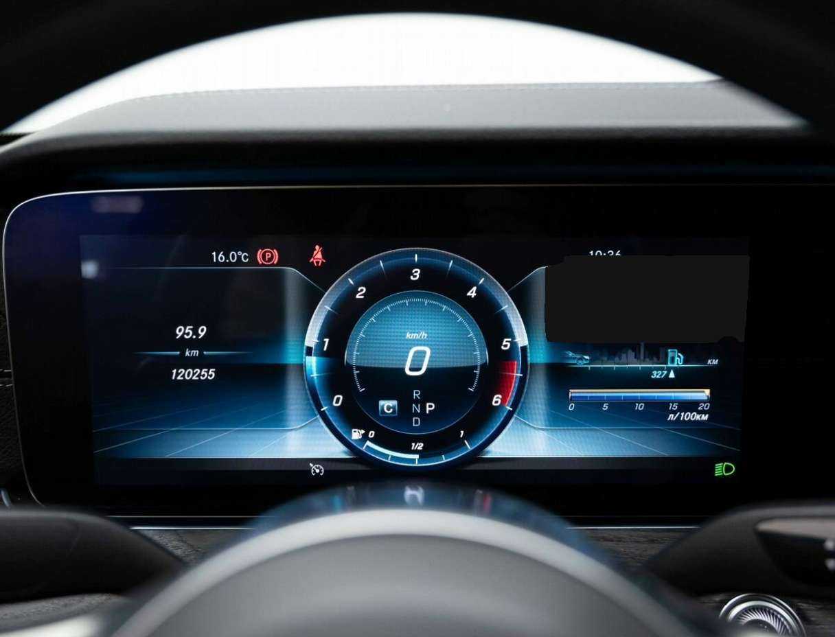 Mercedes-Benz E-Класс с пробегом — 2018 год. Фото: #16