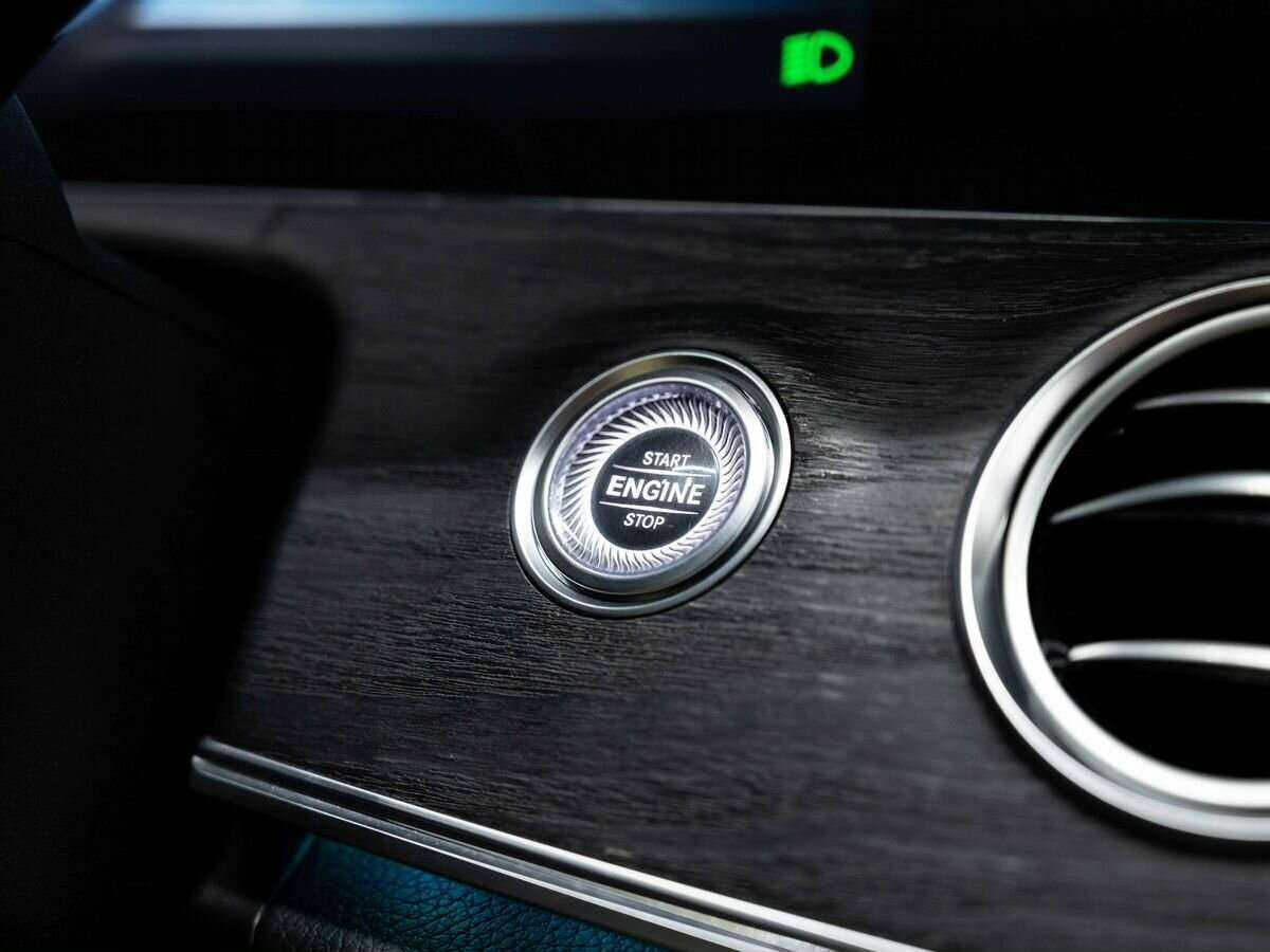 Mercedes-Benz E-Класс с пробегом — 2018 год. Фото: #20