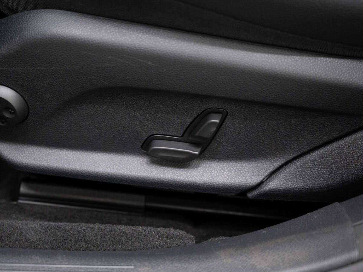 Mercedes-Benz E-Класс с пробегом — 2018 год. Фото: #26