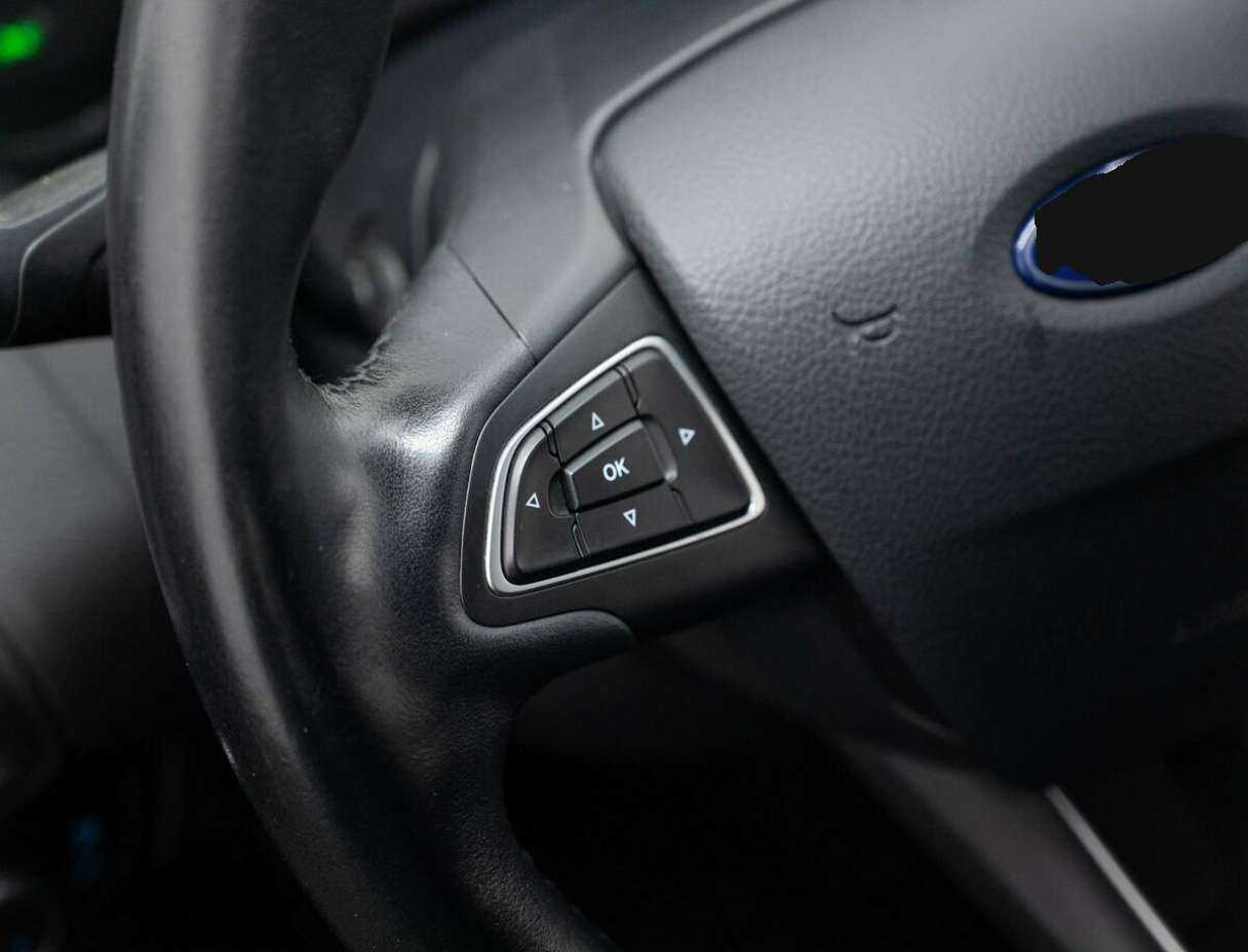 Ford Focus с пробегом — 2017 год. Фото: #17