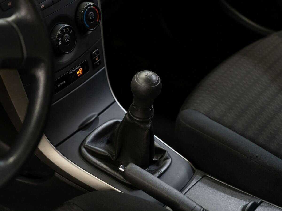 Toyota Corolla с пробегом — 2008 год. Фото: #11