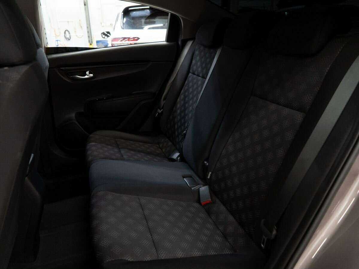 Kia Rio с пробегом — 2018 год. Фото: #6