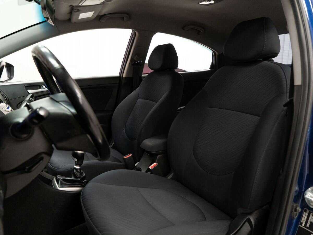 Hyundai Solaris с пробегом — 2015 год. Фото: #5