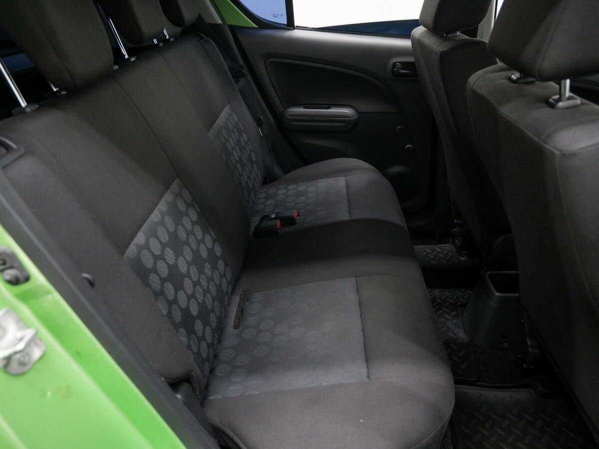 Suzuki Splash с пробегом — 2009 год. Фото: #16