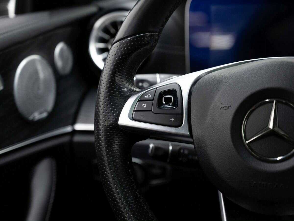 Mercedes-Benz E-Класс с пробегом — 2017 год. Фото: #11