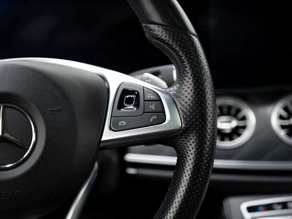 Mercedes-Benz E-Класс с пробегом — 2017 год. Фото: #12