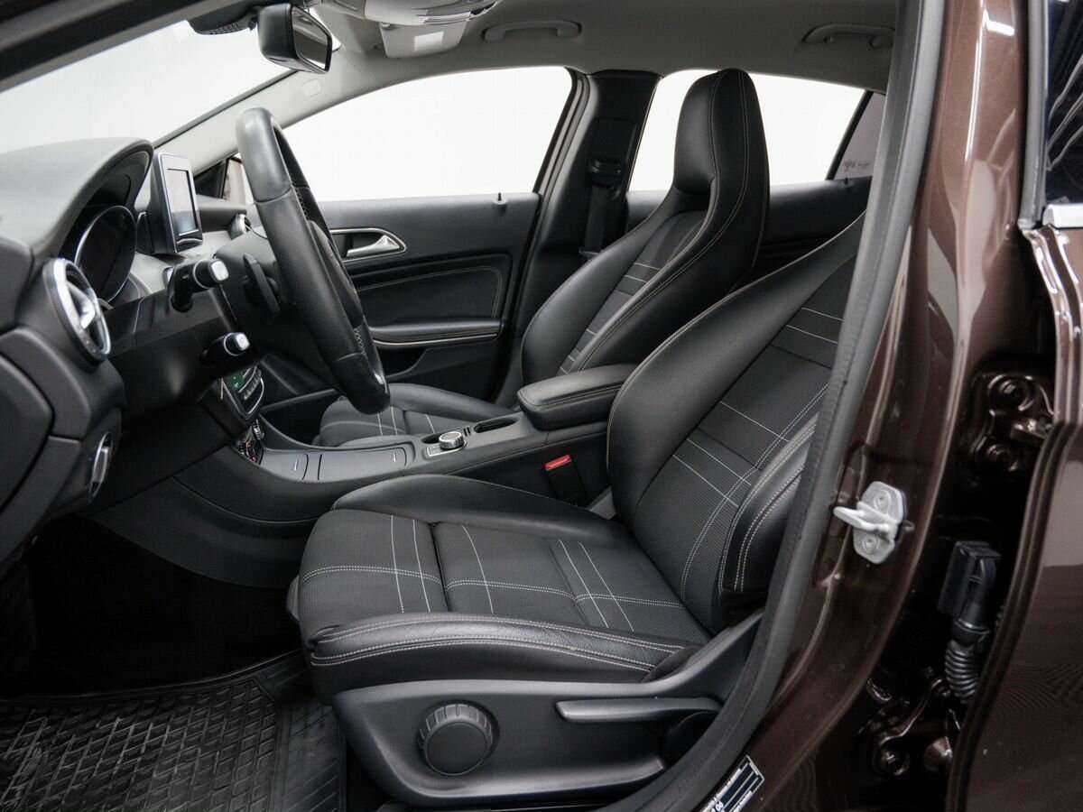 Mercedes-Benz GLA с пробегом — 2016 год. Фото: #13