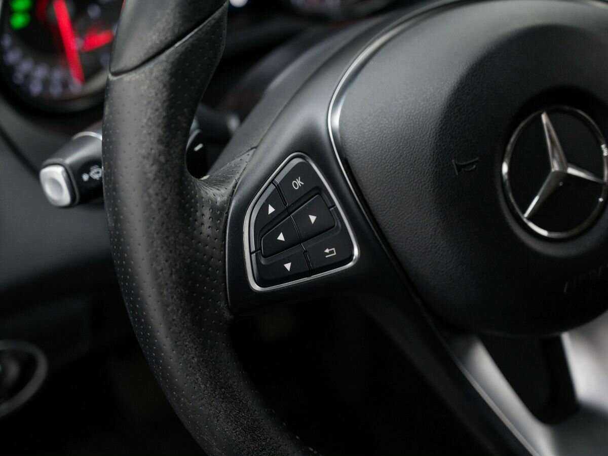 Mercedes-Benz GLA с пробегом — 2016 год. Фото: #17