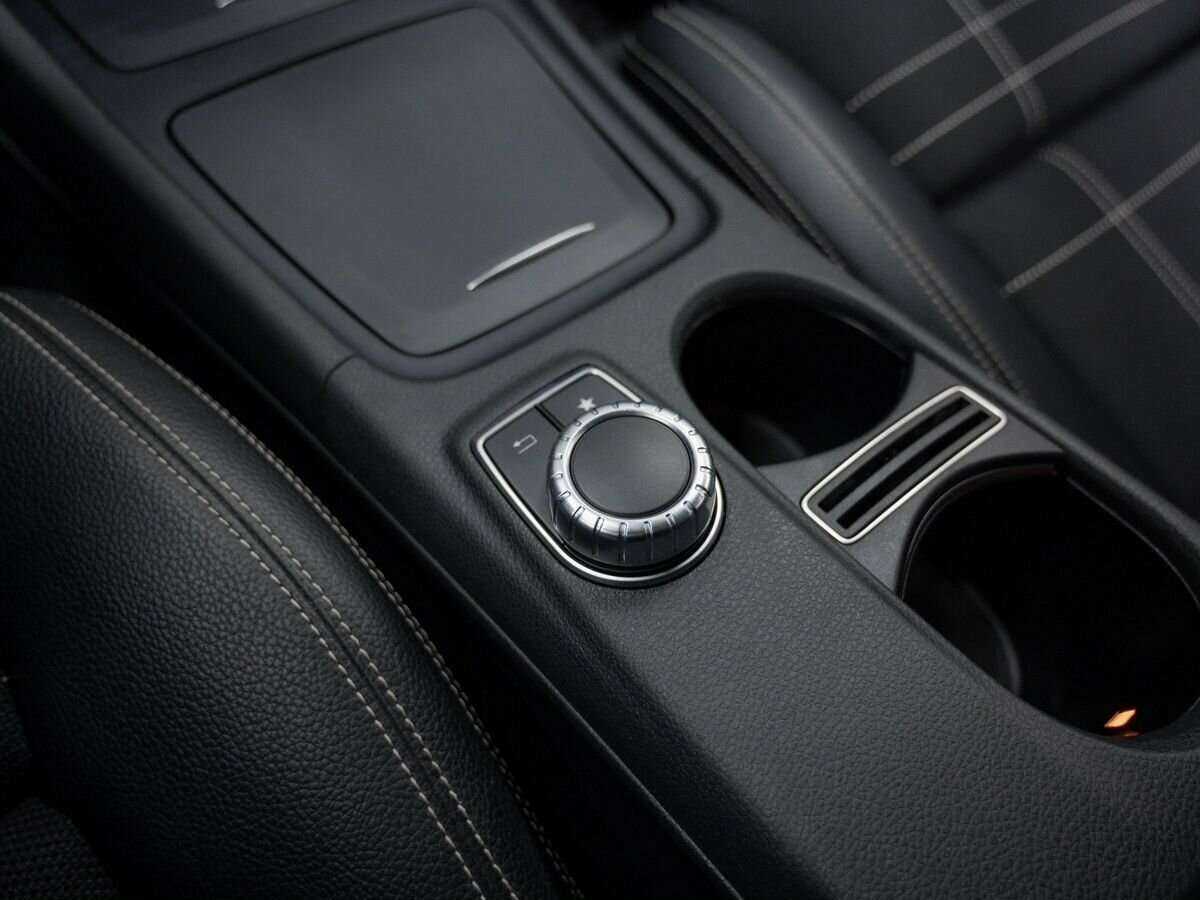 Mercedes-Benz GLA с пробегом — 2016 год. Фото: #19