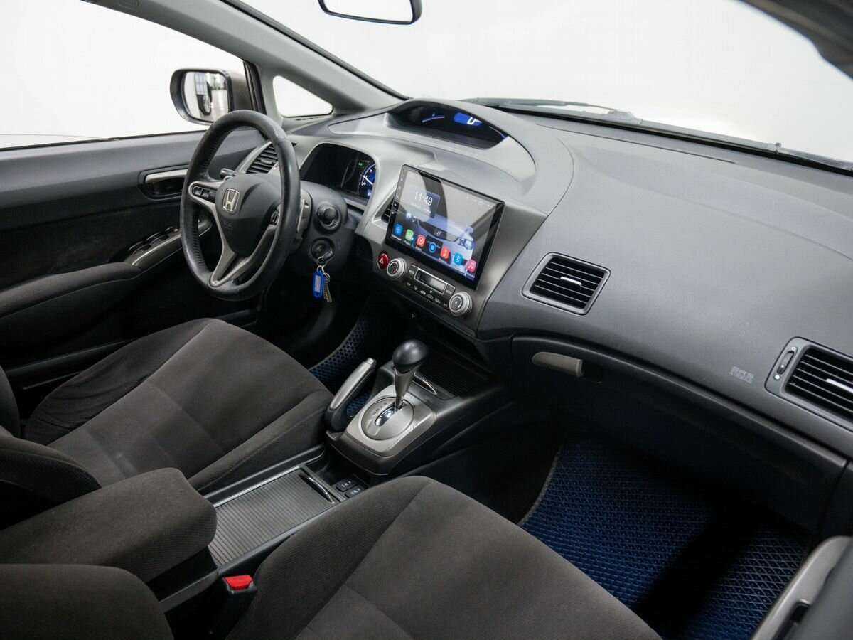 Honda Civic с пробегом — 2007 год. Фото: #5