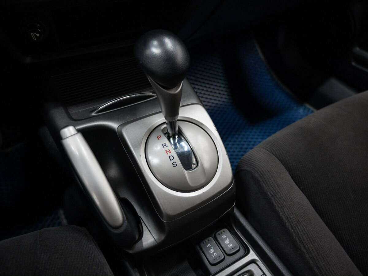 Honda Civic с пробегом — 2007 год. Фото: #16