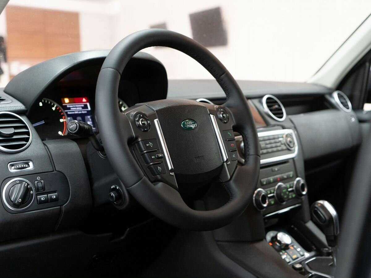 Land Rover Discovery с пробегом — 2011 год. Фото: #4