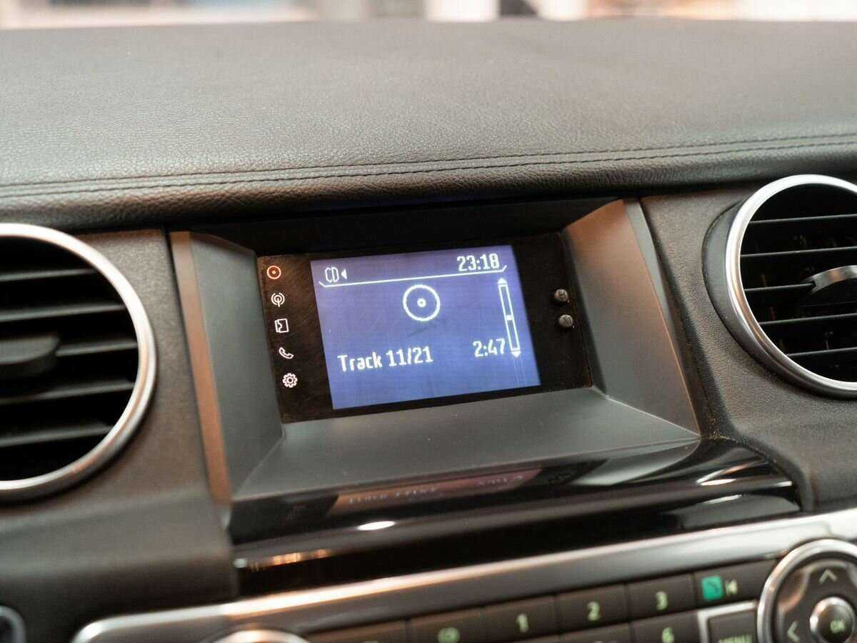 Land Rover Discovery с пробегом — 2011 год. Фото: #9