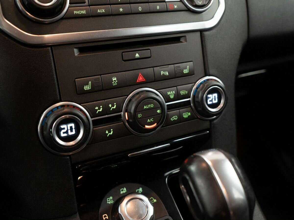 Land Rover Discovery с пробегом — 2011 год. Фото: #10