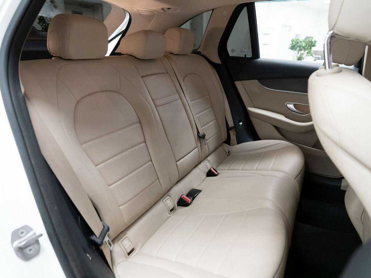 Mercedes-Benz GLC с пробегом — 2016 год. Фото: #8