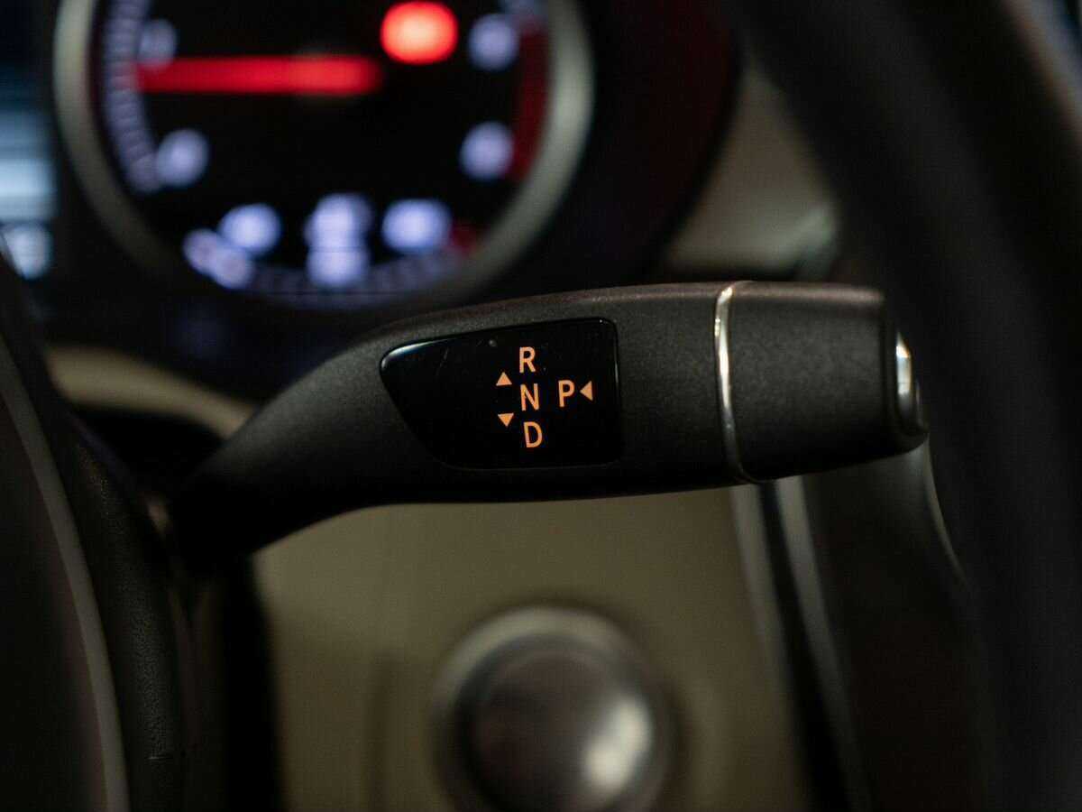 Mercedes-Benz GLC с пробегом — 2016 год. Фото: #12