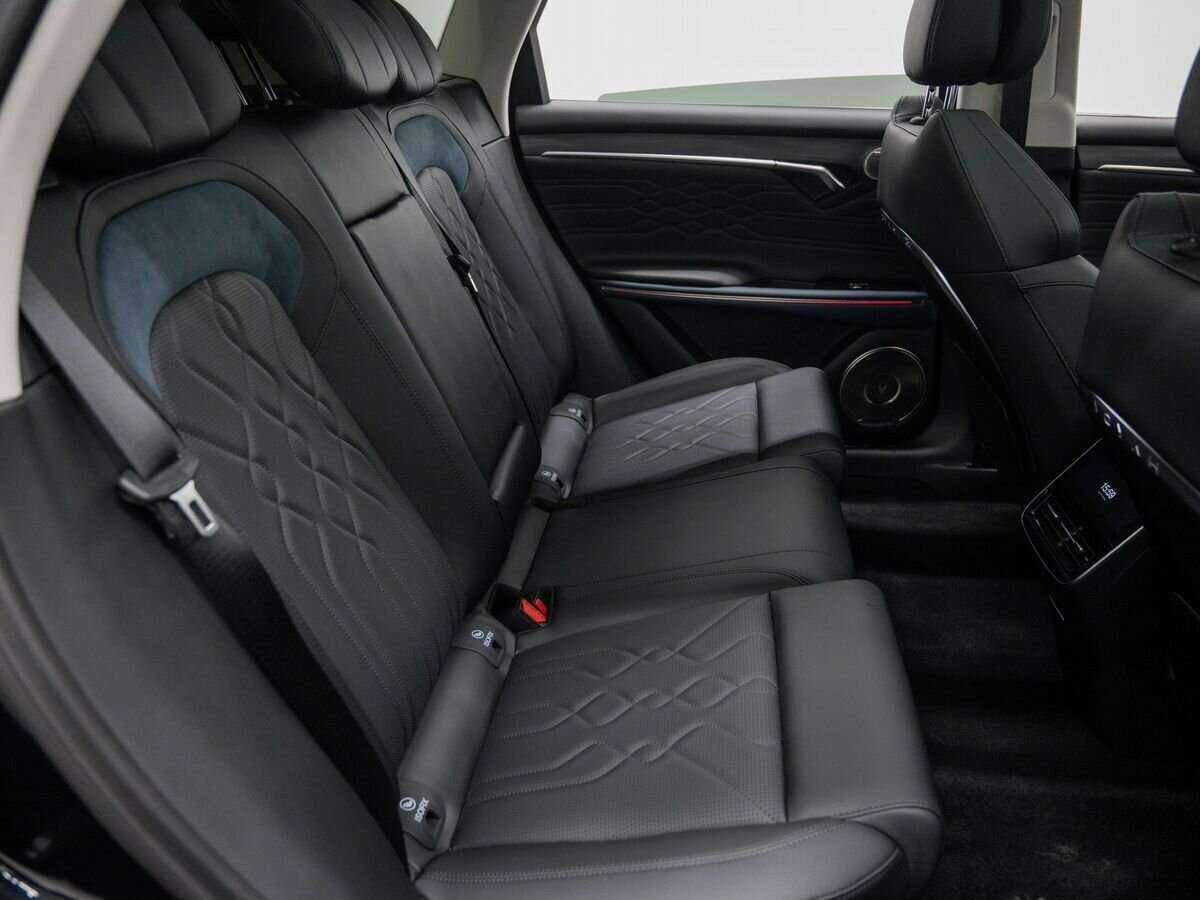 Voyah Free с пробегом — 2023 год. Фото: #8