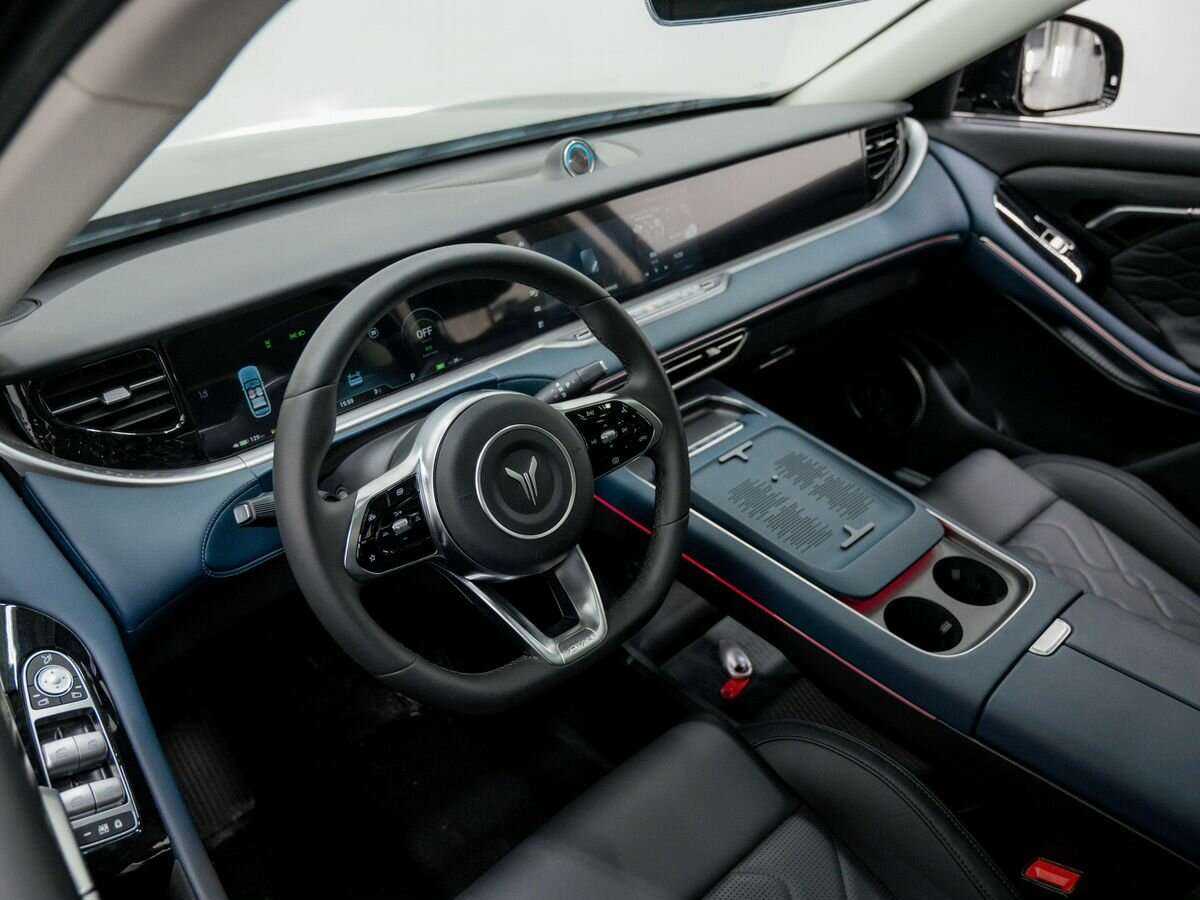 Voyah Free с пробегом — 2023 год. Фото: #13