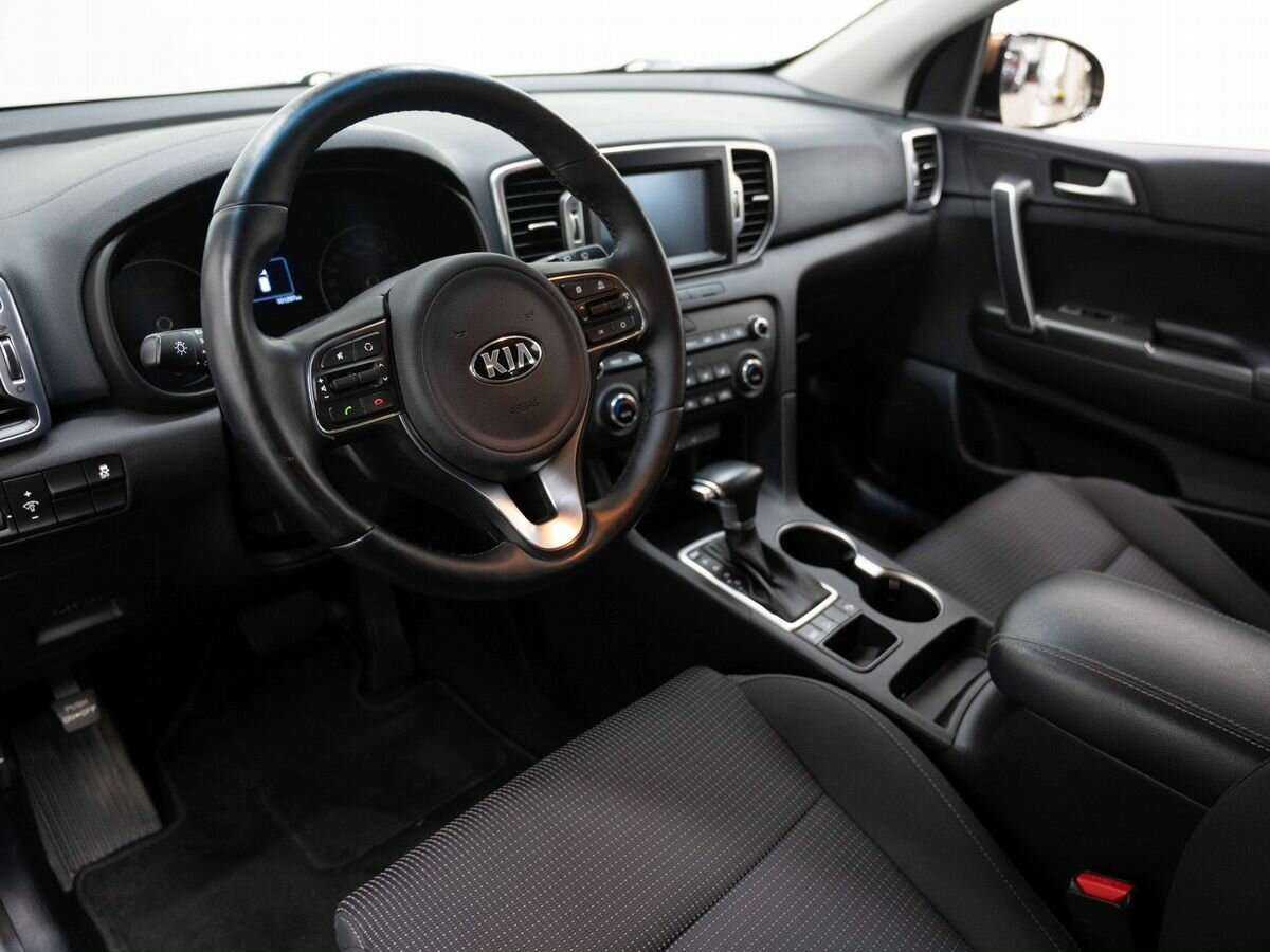 Kia Sportage с пробегом — 2016 год. Фото: #6