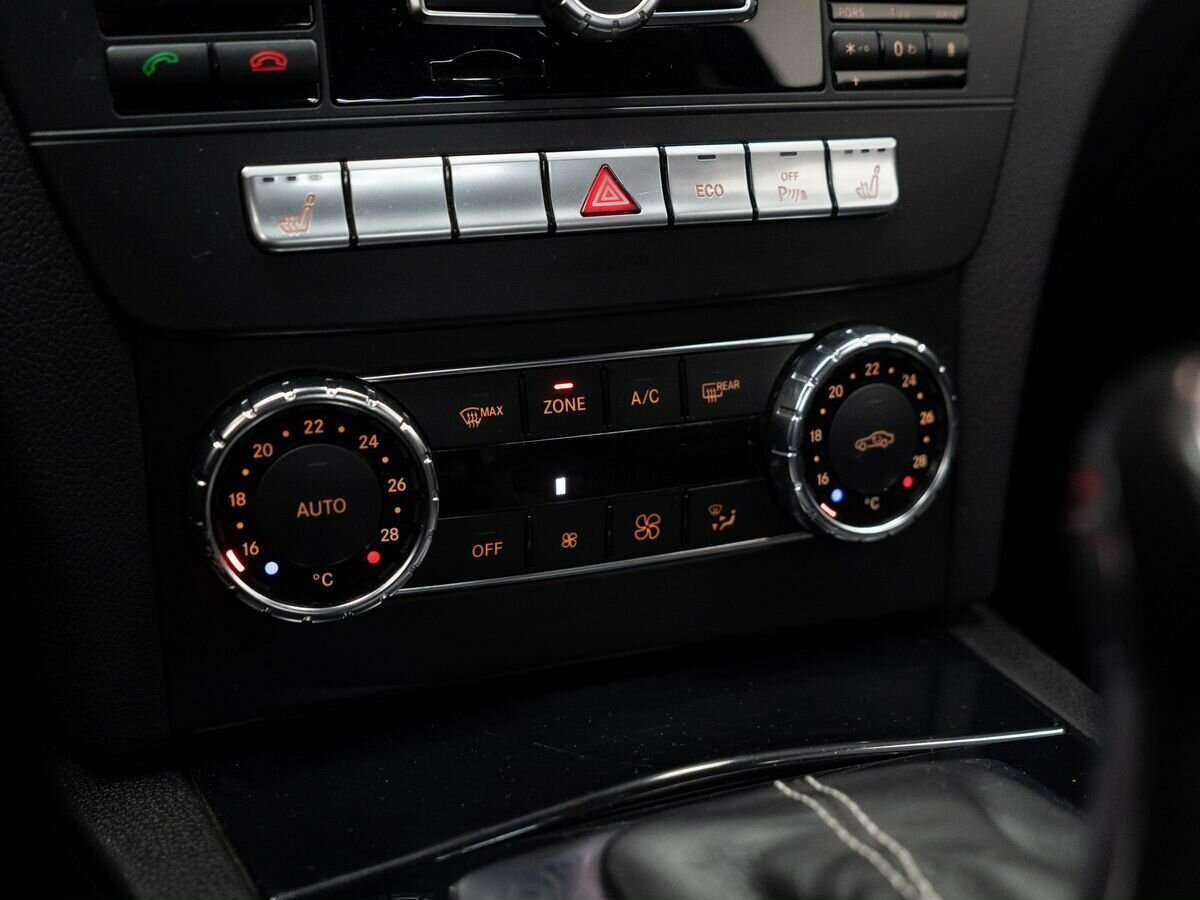 Mercedes-Benz C-Класс с пробегом — 2012 год. Фото: #12